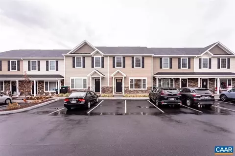 1085 Bluemoon Dr, Harrisonburg, VA 22801