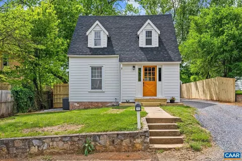 133 Straith St, Staunton, VA 24401