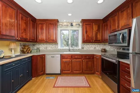 149 Brook Ct, Waynesboro, VA 22980 photo 13
