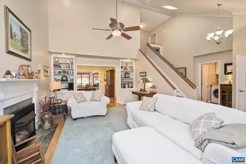 149 Brook Ct, Waynesboro, VA 22980 photo 6