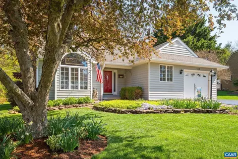 149 Brook Ct, Waynesboro, VA 22980 photo 3