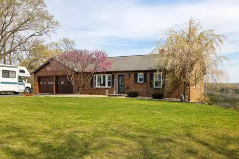 1129 Lebanon Church Rd, Mount Sidney, VA 24467
