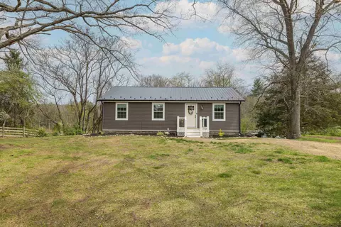 12083 Port Republic Rd, Grottoes, VA 24441