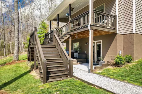 920 Wagon Shop Rd, Middlebrook, VA 24459 photo 5
