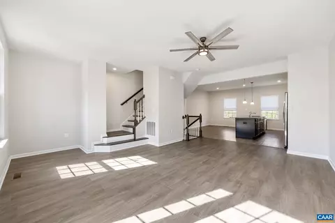 2154 Elm Tree Ct, Charlottesville, VA 22911 photo 2