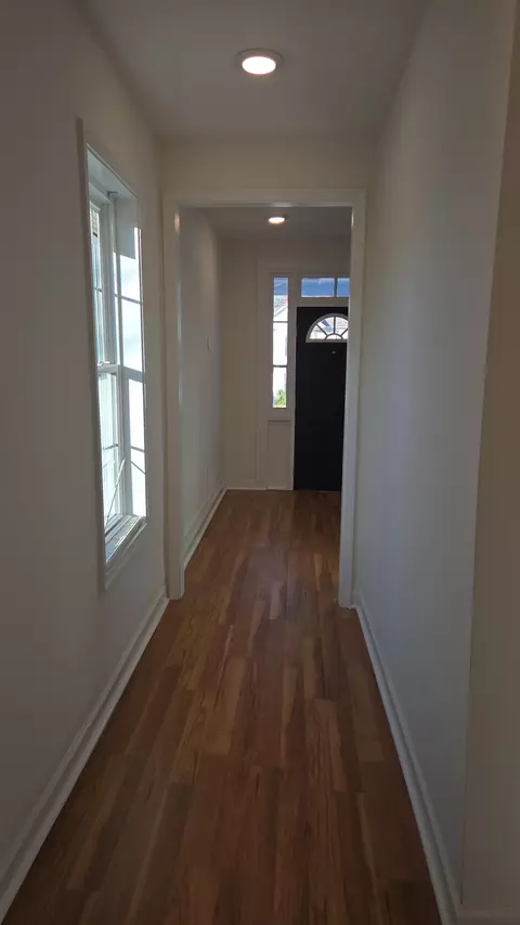 Entry Way - 307 2nd St, Shenandoah, VA 22849 photo 2 of 6