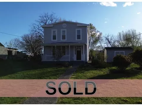307 2nd St, Shenandoah, VA 22849