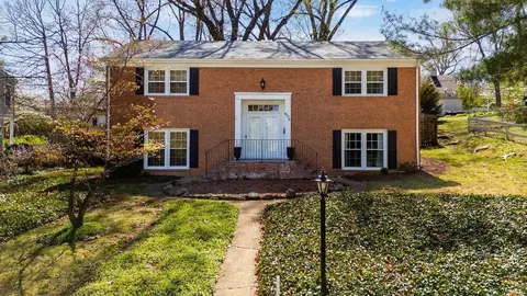 608 S Poplar Ave S, Waynesboro, VA 22980