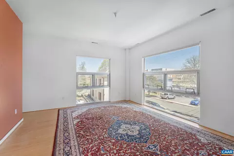 820 E High St #8, Charlottesville, VA 22902 photo 9