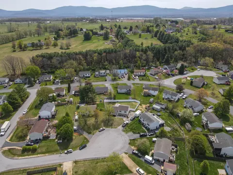 8 Apple Ct, Waynesboro, VA 22980 photo 31