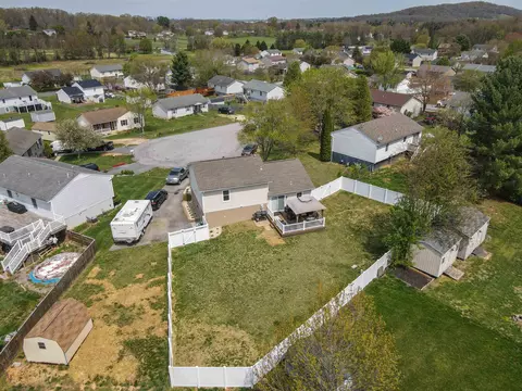 8 Apple Ct, Waynesboro, VA 22980 photo 34