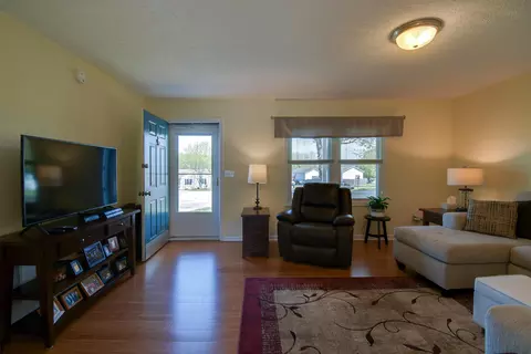 8 Apple Ct, Waynesboro, VA 22980 photo 5