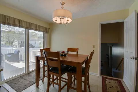 8 Apple Ct, Waynesboro, VA 22980 photo 11