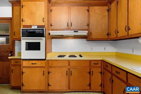 1838 S Talbott Pl S, Waynesboro, VA 22980 photo 14