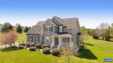 342 Turner Rd, Palmyra, VA 22963 photo 2
