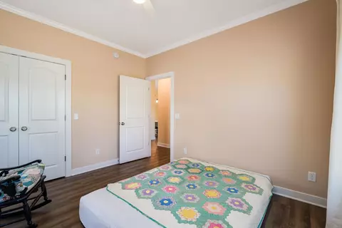 Bedroom - 512 E College St E, Bridgewater, VA 22812 photo 4 of 5