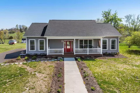 Exterior - 512 E College St E, Bridgewater, VA 22812 photo 14 of 14