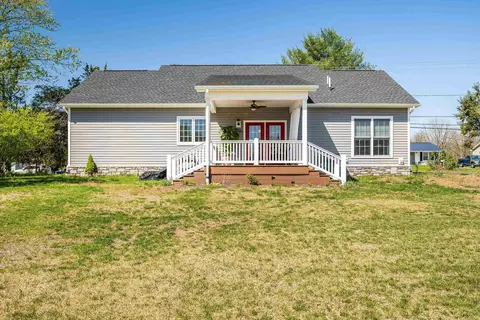 Exterior - 512 E College St E, Bridgewater, VA 22812 photo 13 of 14