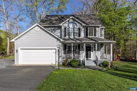 49 Dogleg Rd, Palmyra, VA 22963