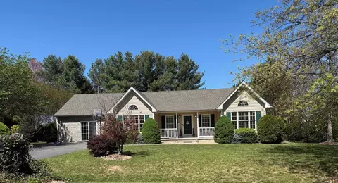 169 Arrowhead Ln, Stuarts Draft, VA 24477