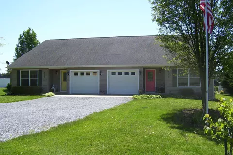 424 428 Ronna Pl, Mcgaheysville, VA 22840