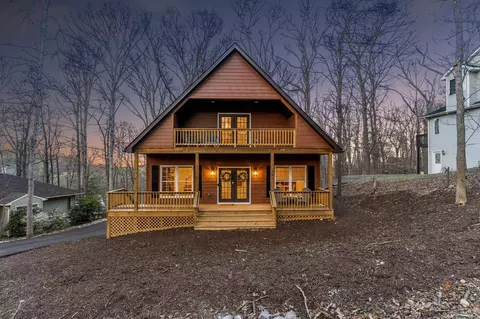 750 Flower Dr, Mcgaheysville, VA 22840