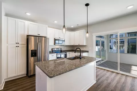 Kitchen - 1 Barnyard Cir, Bridgewater, VA 22812 photo 2 of 11
