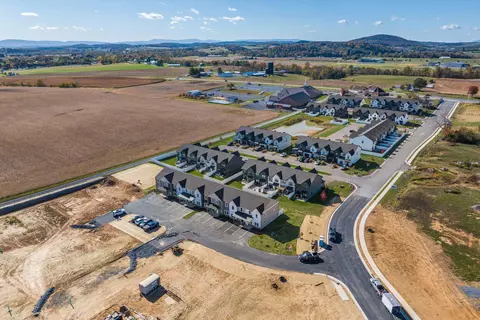 View/Area - 1 Barnyard Cir, Bridgewater, VA 22812 photo 6 of 10