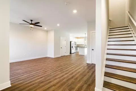 Living - 5 Barnyard Cir, Bridgewater, VA 22812 photo 1 of 6