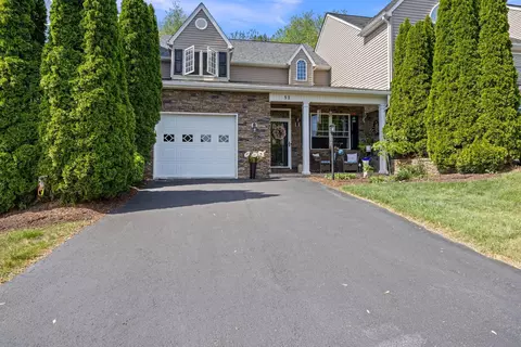 51 Villa View Dr, Staunton, VA 24401