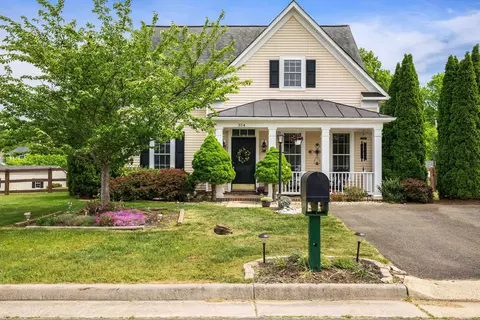 354 Taylor St, Waynesboro, VA 22980