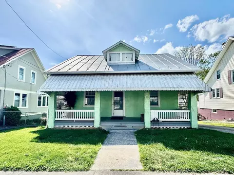 53 N Willow St N, Harrisonburg, VA 22802