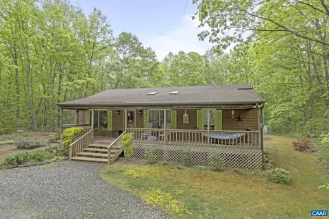 1181 Three Chopt Rd, Kents Store, VA 23084