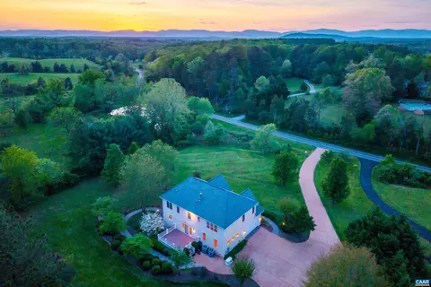 4269 Stony Point Rd, Keswick, VA 22947