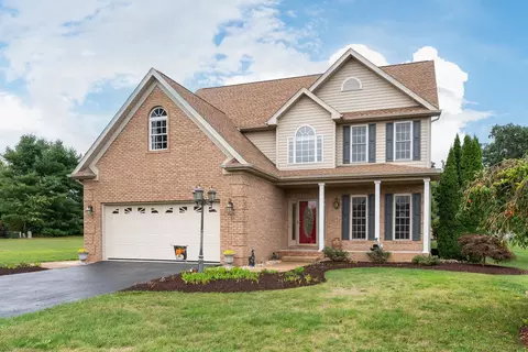 116 Buckingham Pl, Waynesboro, VA 22980