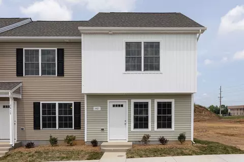 1421 Woodrow Cir, Harrisonburg, VA 22802