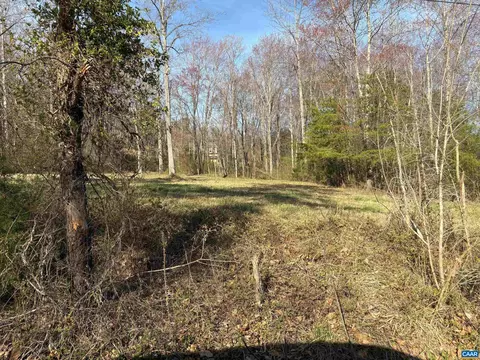 27 Meadow Drive, Stanardsville, VA 22973