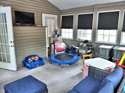 Exterior - 2 Drew Ct, Palmyra, VA 22963 photo 5 of 14