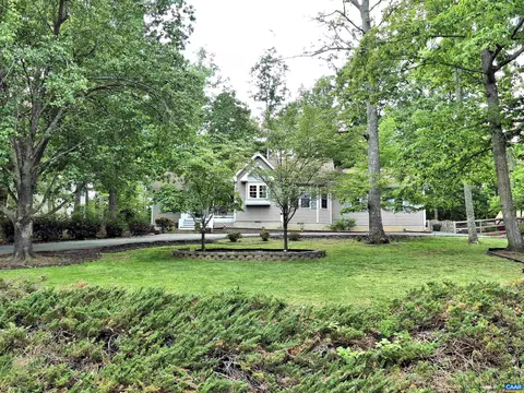Exterior - 2 Drew Ct, Palmyra, VA 22963 photo 6 of 14