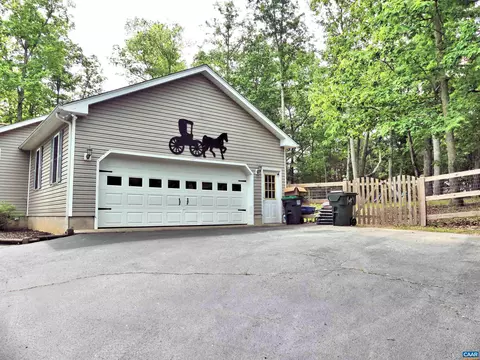 Exterior - 2 Drew Ct, Palmyra, VA 22963 photo 7 of 14