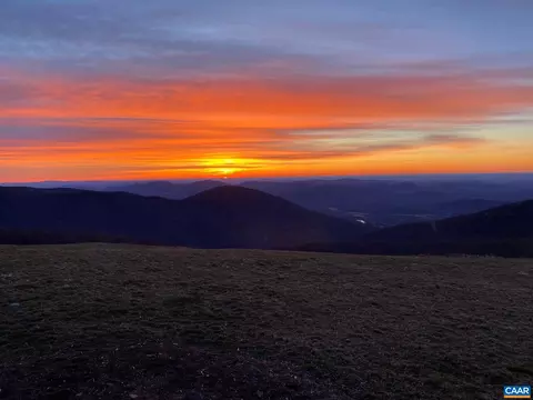 1610 Overlook Condos, Wintergreen Resort, VA 22967