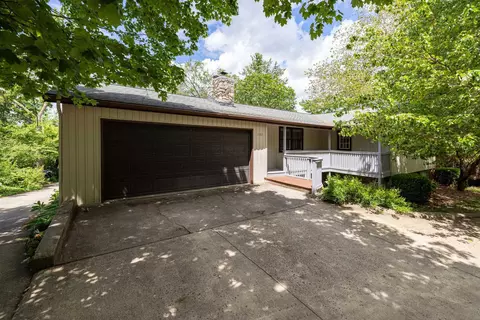 1161 Lincolnshire Dr, Harrisonburg, VA 22802