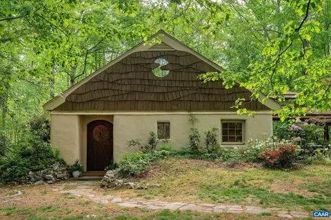 4701 Blenheim Rd, Charlottesville, VA 22902