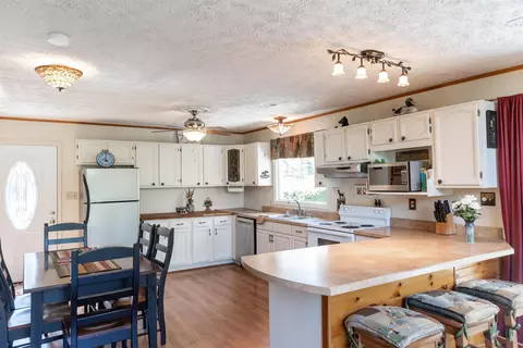 Kitchen - 137 Mccurdy Ln, Rockbridge Baths, VA 24473 photo 7 of 7