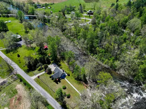 View/Area - 137 Mccurdy Ln, Rockbridge Baths, VA 24473 photo 6 of 6