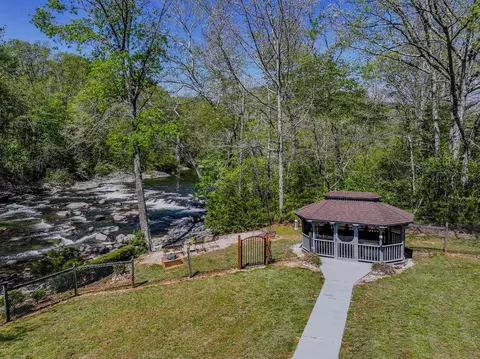 View/Area - 137 Mccurdy Ln, Rockbridge Baths, VA 24473 photo 5 of 6