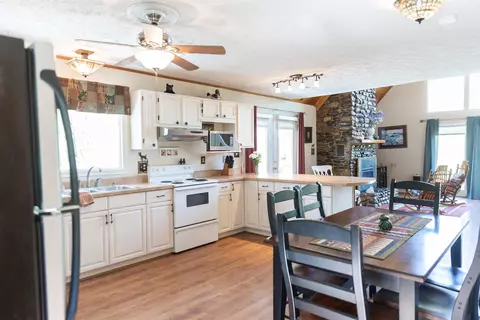 Kitchen - 137 Mccurdy Ln, Rockbridge Baths, VA 24473 photo 1 of 7