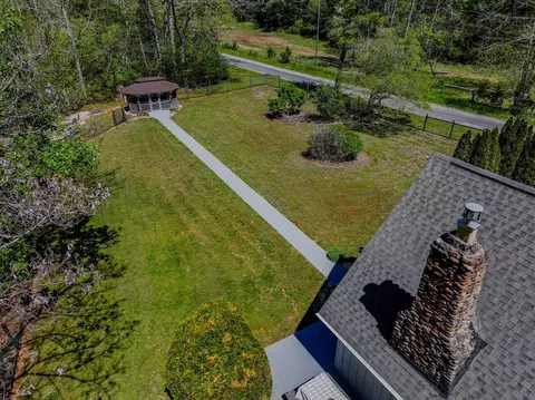 Exterior - 137 Mccurdy Ln, Rockbridge Baths, VA 24473 photo 4 of 6