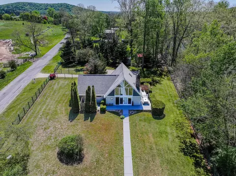 View/Area - 137 Mccurdy Ln, Rockbridge Baths, VA 24473 photo 2 of 6