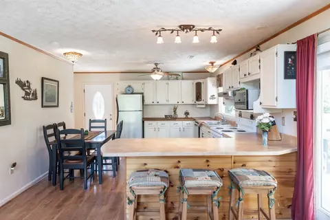 Kitchen - 137 Mccurdy Ln, Rockbridge Baths, VA 24473 photo 5 of 7